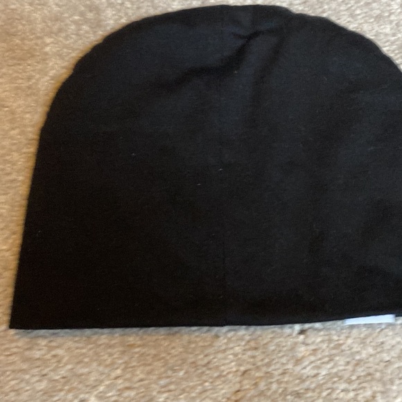 Baby beanie hat - Picture 2 of 3